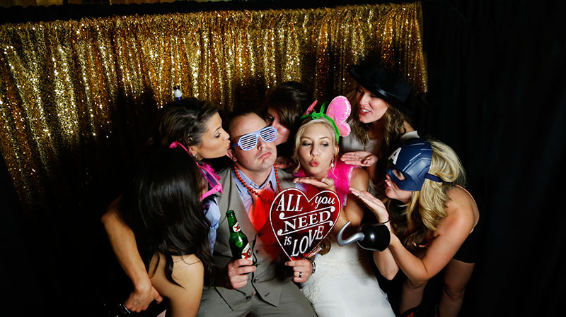 touchscreen photobooth technology usb photos